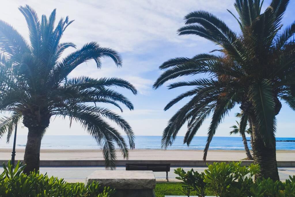 Apartamento Recien Reformado En Primera Linea Con Vistas A La Playa De La Almadraba Бенікасім Екстер'єр фото